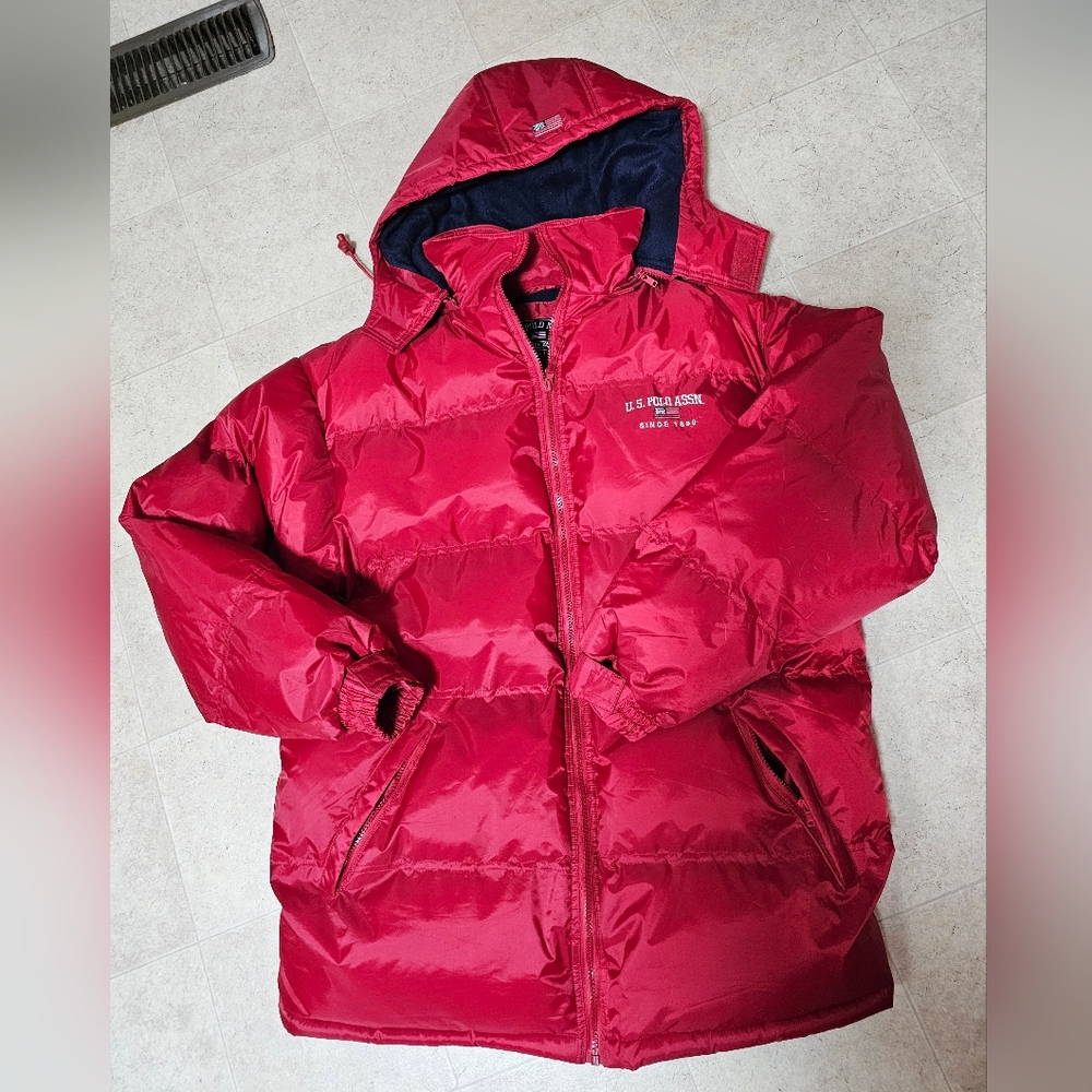 U.S. Polo Assn. Men's M Red Puffer Jacket Parka Coat Removable Hood NWOT Warm